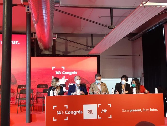 Mesa del XIV Congreso del PSIB-PSOE