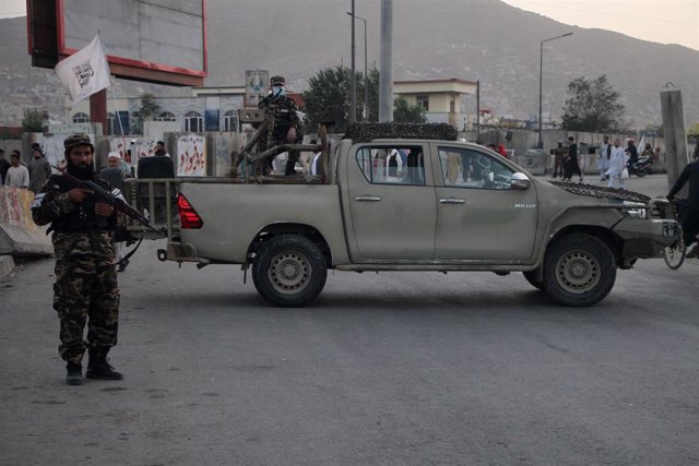 Archivo - Milicianos talibán en Kabul