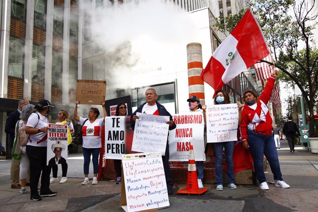 Archivo - Manifestación contra el presidente de Perú, Pedro Castillo