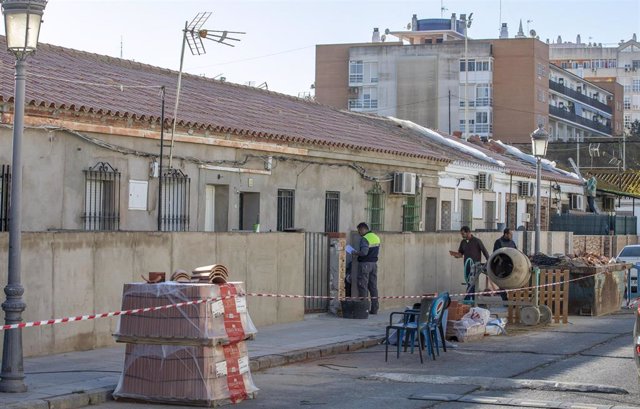 Obras de rehabilitación en viviendas municipales del barrio de La Navidad