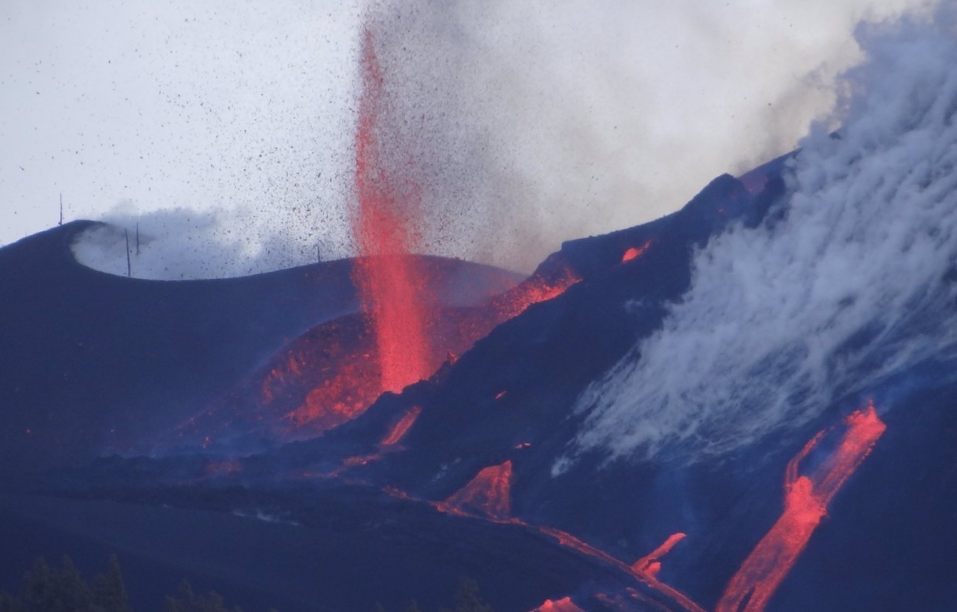 Emisión de nuevos centros de emisión en el volcán de La Palma