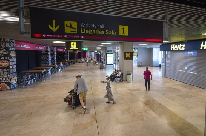 Archivo - Aeropuerto Adolfo-Suárez Madrid Barajas