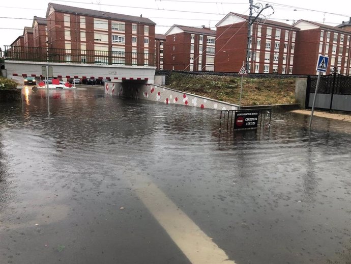 Archivo - Inundaciones en Reinosa en una foto de archivo