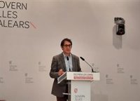 Negueruela insiste en que destinar el impuesto turístico a la sanidad es "básico para mantener la actividad económica"