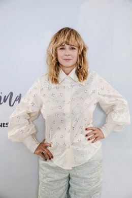 La actriz Emma Suárez, durante una entrevista con Europa Press con motivo de la presentación de la película Josefina'