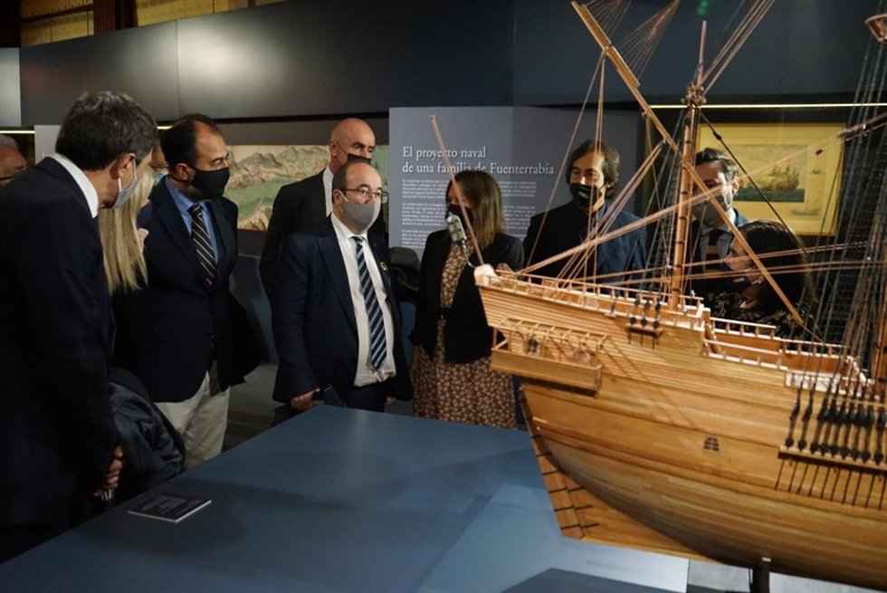 El ministro Iceta visita la muestra