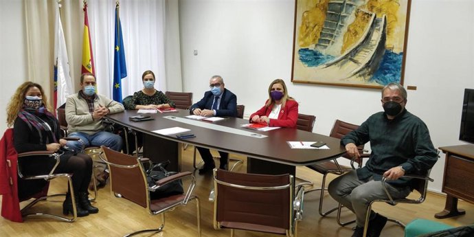 Representantes de CC.OO presentan a los grupos de PRC y PSOE en el Parlamento enmiendas a los Presupuestos de Cantabria para 2022