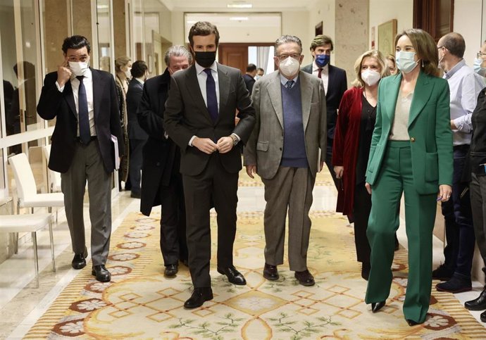 El presidente del PP, Pablo Casado, clausura la mesa de debate Los Valores Constitucionales en la España del Siglo XXI, organizada por el Grupo Popular  la Universidad Católica San Antonio de Murcia, a 29 de noviembre de 2021, en Madrid (España). 