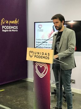 El coordinador autonómico de Podemos en la Región de Murcia, Javier Sánchez Serna
