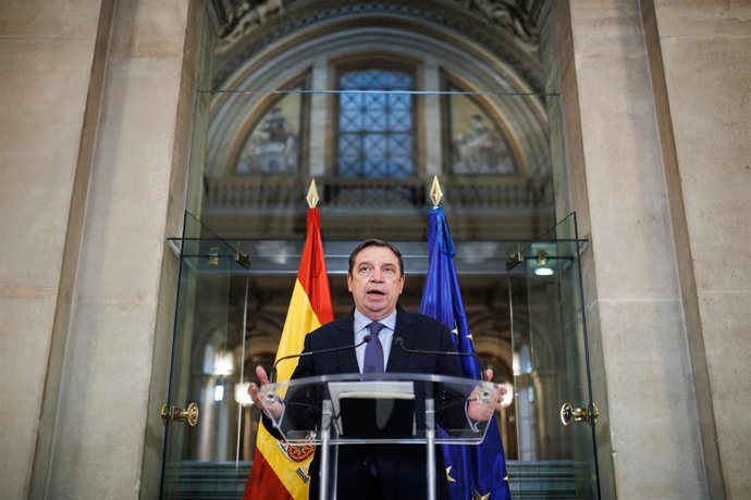 El ministro de Agricultura, Pesca y Alimentación, Luis Planas, en rueda de prensa este lunes.