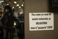 La patronal hostelera tilda de "anticuadas" y "muy mejorables" las medidas para frenar el aumento de contagios