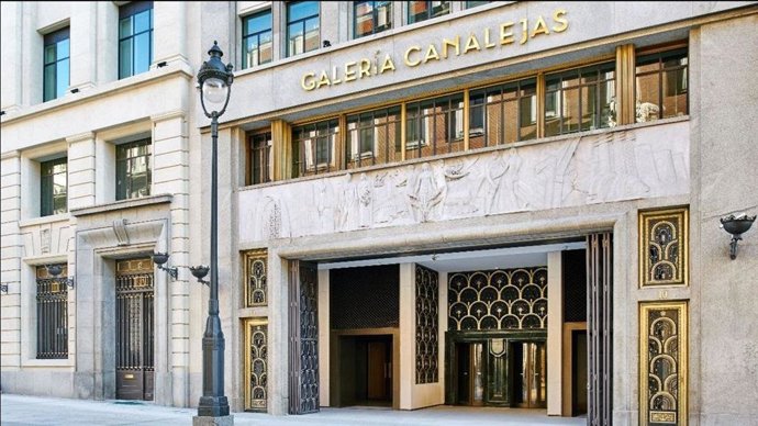 Archivo - El Food Hall de Galería Canalejas