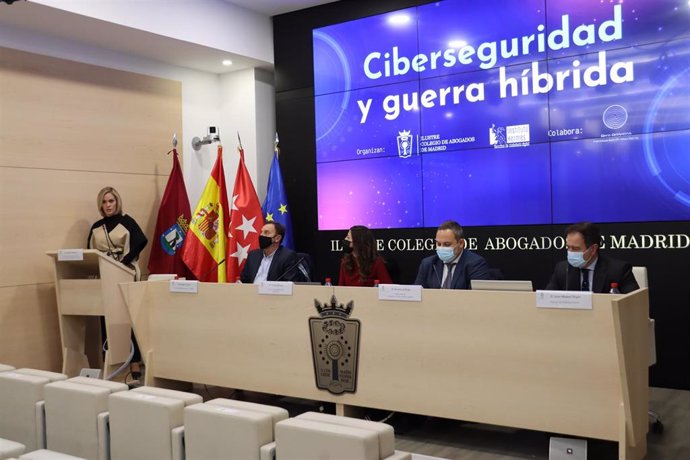 El Colegio de Abogados de Madrid y el Instituto Hermes han reclamado una acción coordinada para "combatir las amenazas híbridas que desafían la estabilidad de las democracias occidentales", con motivo del Día Internacional de la Ciberseguridad.