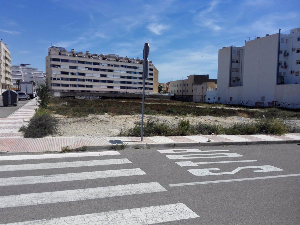Junta adjudica el proyecto para la construcción del nuevo IES de Las Marinas  en Roquetas de Mar (Almería)