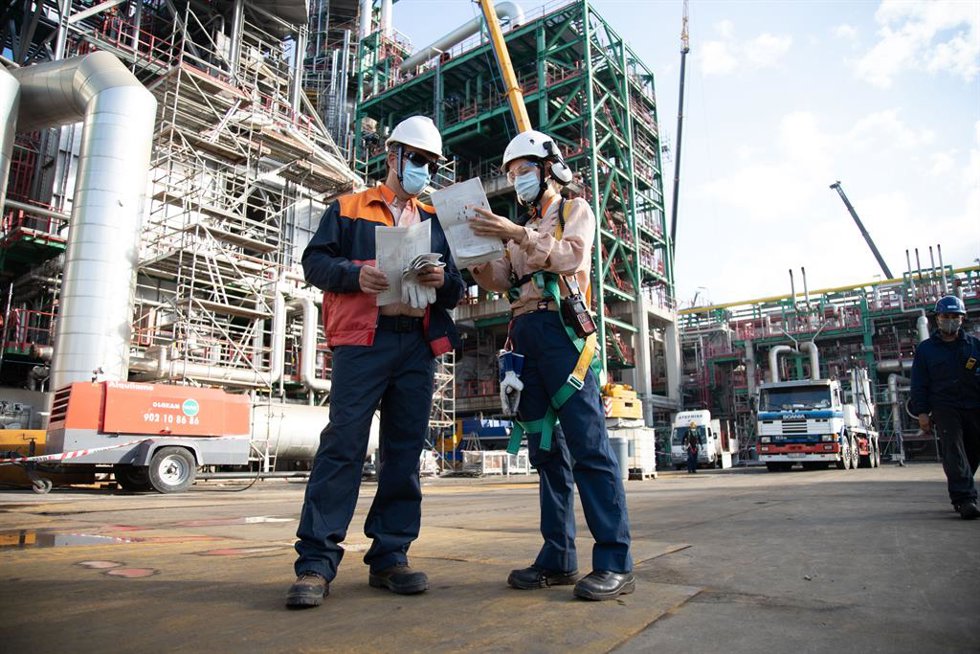 Archivo - Finalización de la parada programada de mantenimiento en la refinería de Repsol en Cartagena