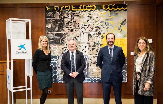 CaixaBank y la Fundación Adecco acuerdan impulsar la inclusión laboral de discapacitados