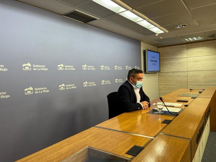 El director general de Política Local, Ricardo Velasco, en comparecencia de prensa