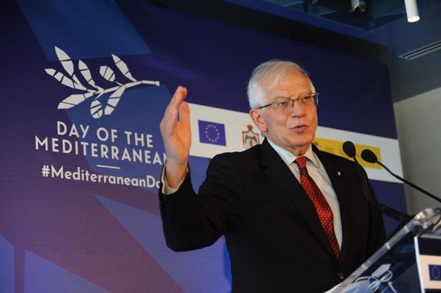 El Alto Representante de la UE para Política Exterior, Josep Borrell, ofrece una rueda de prensa tras participar en el sexto foro ministerial de la UPM, a 29 de noviembre de 2021, en Barcelona, Catalunya (España). A este foro  asisten 20 ministros de los 