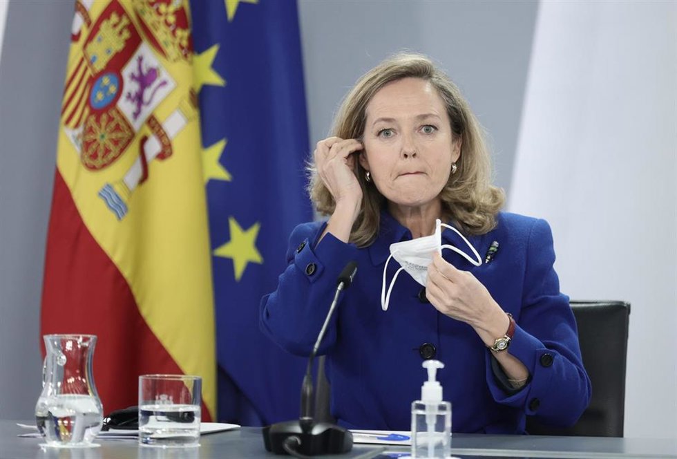 La vicepresidenta primera y ministra de Asuntos Económicos y Transformación Digital, Nadia Calviño, en la rueda de prensa tras la reunión del Consejo de Ministros