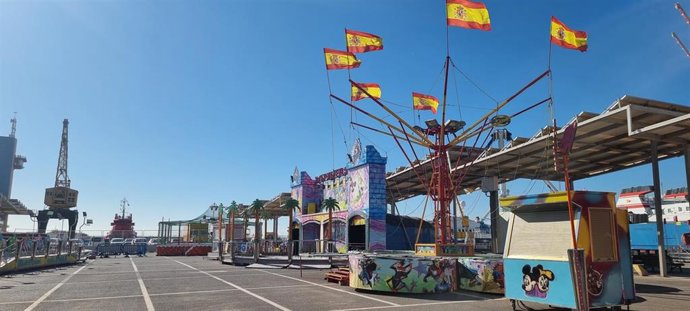 El Muelle de Ribera del Puerto de Almería acogerá un parque de atracciones durante la Navidad.