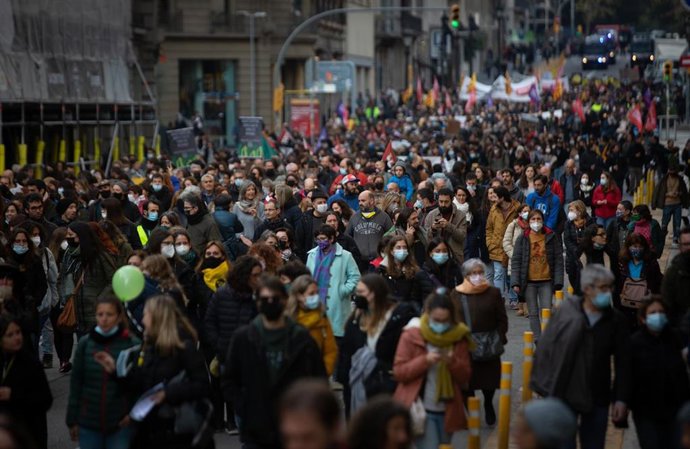 Manifestación con motivo de la huelga del sector público en Barcelona.