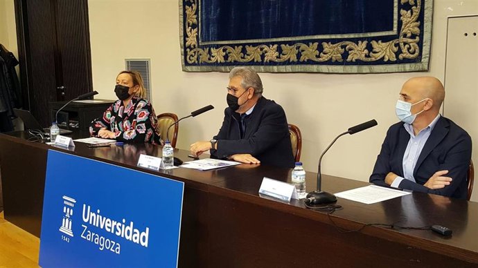 La consejera de Economía, Planificación y Empleo, Marta Gastón, ha inaugurado este martes en la Universidad de Zaragoza la II Jornada de la Cátedra Sesé, titulada "Transporte de mercancías sostenible como motor de la logística"