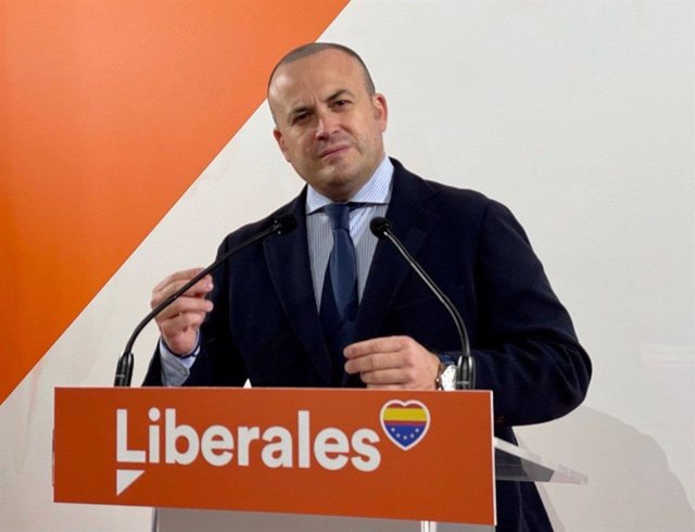 El parlamentario de Cs por Huelva y portavoz adjunto del partido liberal en el Parlamento de Andalucía, Julio Díaz.
