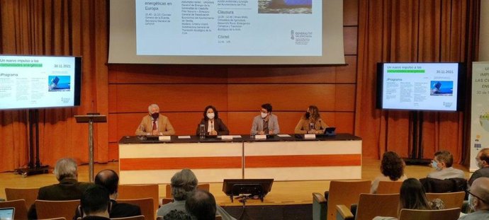 Jornada 'Un nuevo impulso en las comunidades energéticas' en las que ha participado el Govern.