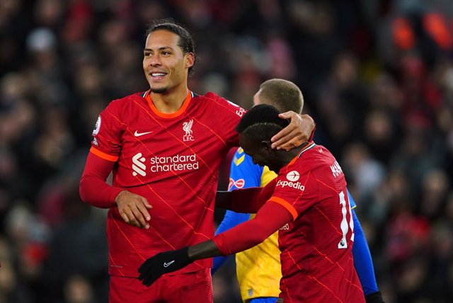 27 November 2021, United Kingdom, Liverpool: Liverpool's Virgil van Dijk celebrates scoring his side's fourth goal with team-mate Sadio Mane (R) during the English Premier League match between Liverpool and Southampton at the Anfield. Photo: Peter Byrne/P