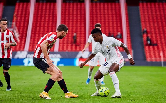 Archivo - Vinicius Junior of Real Madrid CF during the Spanish league, La Liga Santander, football match played between Athletic Club and Real Madrid CF at San Mames stadium on May 16, 2021 in Bilbao, Spain.