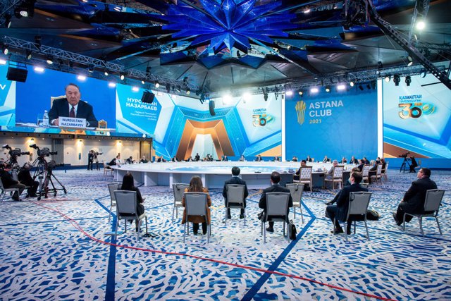 The plenary session of the VI Astana Club meeting