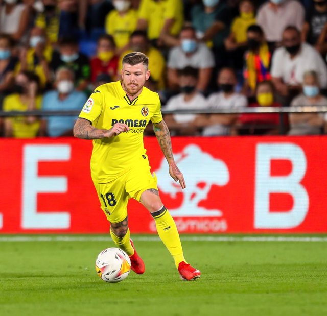 Archivo - Alberto Moreno of Villarreal in action during the Santander League match between Villareal CF and Real Betis Balompie at the Ceramica Stadium on Otober 3, 2021, in Valencia, Spain.