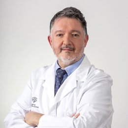 El neurocirujano del Centro de Neurología Avanzada (CNA), Javier Márquez.