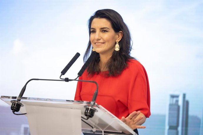 Rocío Monasterio en rueda de prensa explica los puntos del acuerdo alcanzado con el Gobierno regional para los Presupuestos regionales