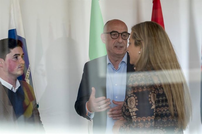 Archivo - Diego Marañón, Félix Álvarez y Marta García