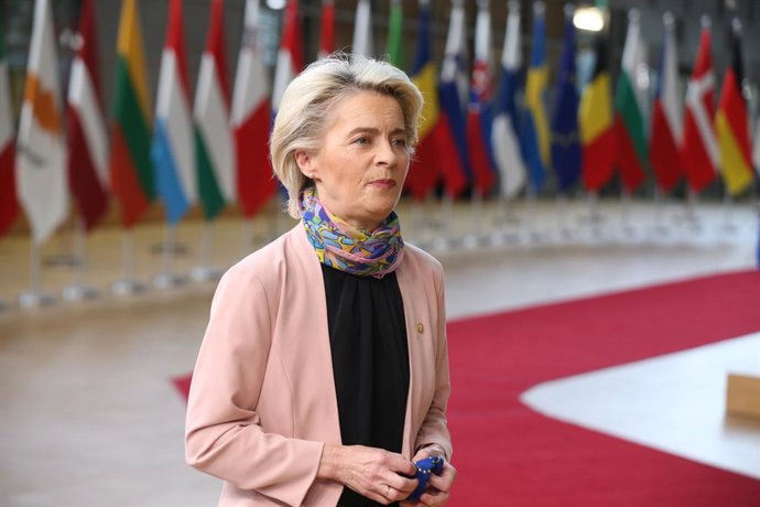 Archivo - 21 October 2021, Belgium, Brussels: European Commission president Ursula Von der Leyen arrives for the European Union summit at The European Council. Photo: Pool Nicolas Maeterlinck/BELGA/dpa
