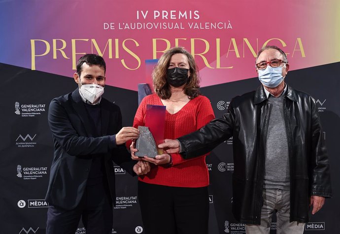 La directora, guionista, artista visual i productora valenciana Giovanna Ribes rebr el Premi d'Honor de l'Audiovisual Valenci 2021, que es concedeix en el marc de la quarta edició dels Premis Berlanga.