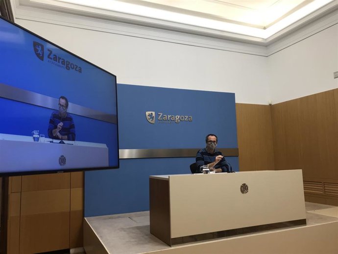 El concejal del grupo municipal de Zaragoza en Común (ZeC) en el Ayuntamiento de Zaragoza, Alberto Cubero