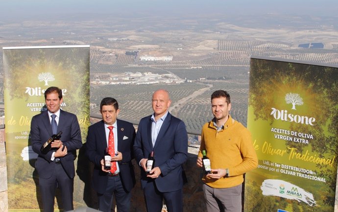 Presentación del AOVE de Olivar Tradicional de Lidl.