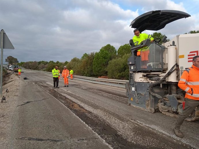 Obras en la A-382 en Arcos.