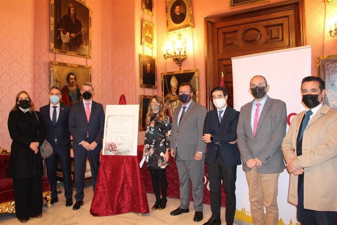 El delegado del Distrito Casco Antiguo, Juan Carlos Cabrera, en la presentación de la campaña 'Vive la Navidad en el Casco Antiguo de Sevilla'.