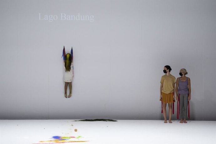 Archivo - Una actriz en la presentación del Réquiem de Mozart en Les Arts de Valncia (archivo) 