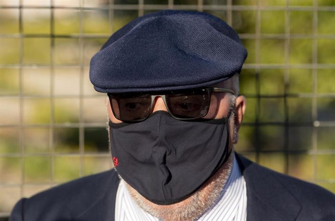 Archivo - El ahora comisario jubilado José Manuel Villarejo a su llegada a la Audiencia Nacional para declarar por el primer juicio de la macrocausa 'Tándem'.