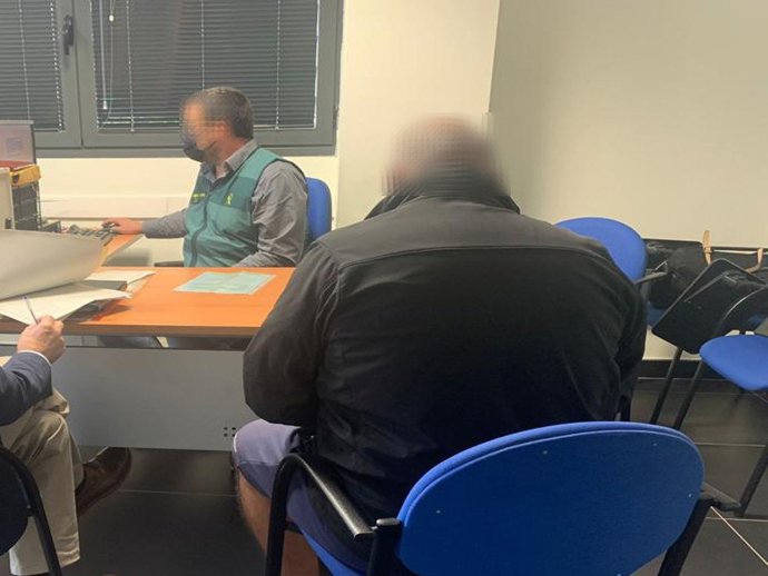 Uno de los investigados declara ante la Guardia Civil