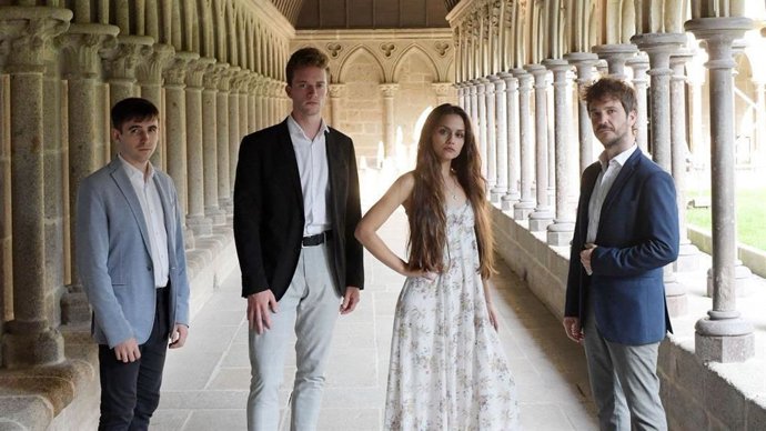 Imagen de los integrantes del grupo vocal Cantoría