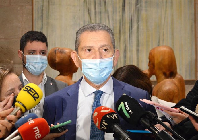 El consejero de Hacienda, Celso González