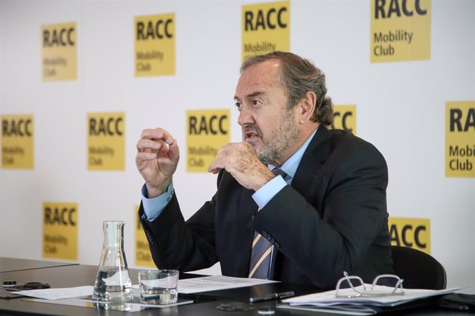 El presidente del RACC, Josep Mateu, en rueda de prensa este jueves