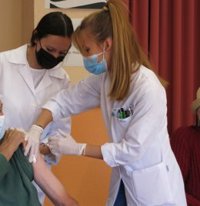 Andalucía administra más de 78.300 dosis covid en un día y faltan 496.930 personas por vacunar