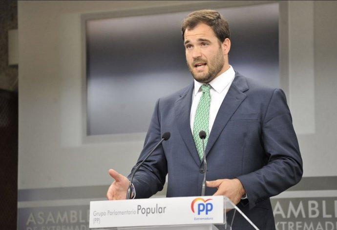 El portavoz de Empleo del Grupo Popular, Javier Cienfuegos, en nota de prensa