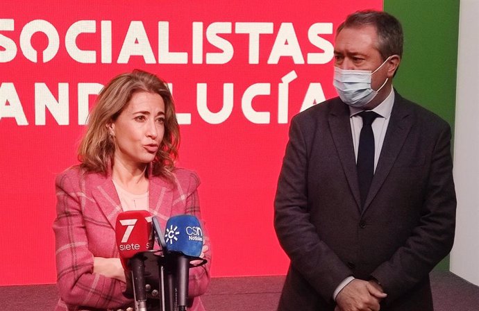 Raquel Sánchez y Juan Espadas